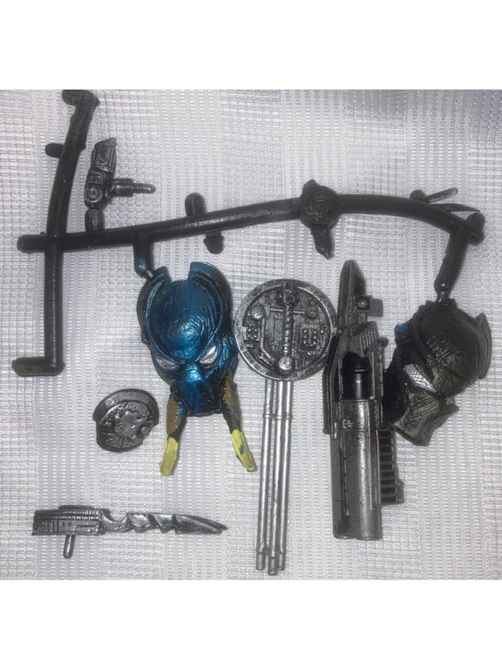 Predator Action Figure Accessories Lot Weapons Gear Alien vs Predator Parts